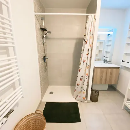 Apartment Sierra - Tram A - Free Parking - Free Wifi *
